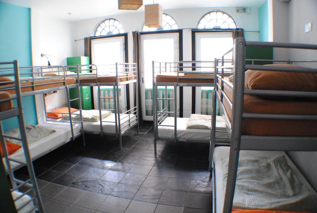 Royal Lodge @ Pagoda Street Singapore Room photo